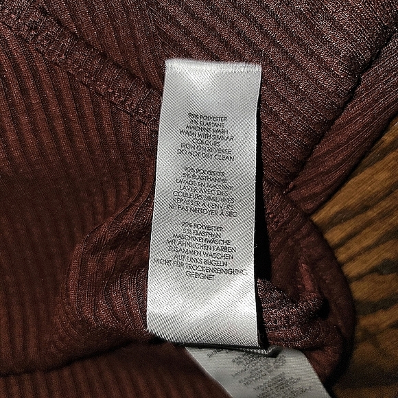 Nasty Gal EUC Brown Ribbed Knit Turtleneck Long Sleeve Bodysuit - Women's SIZE 2 - Picture 7 of 7